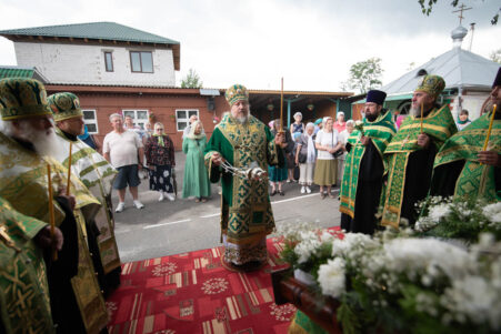 Вечернее богослужение в канун дня Святого Духа