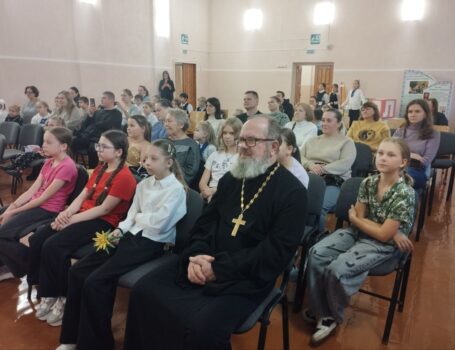 Концерт «В лучах родительской любви»