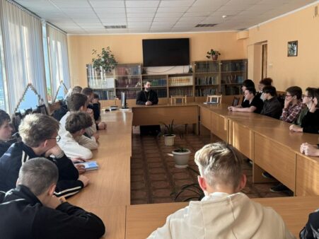 Встреча с учащимися колледжа строителей в рамках Покровских образовательных чтений