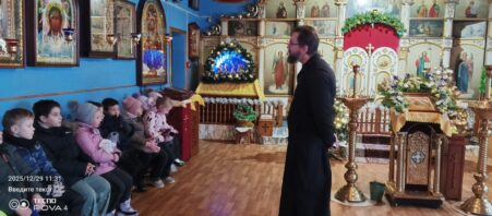 Посещение храма в преддверии Рождества воспитанниками школьных лагерей СШ №8 и СШ №34